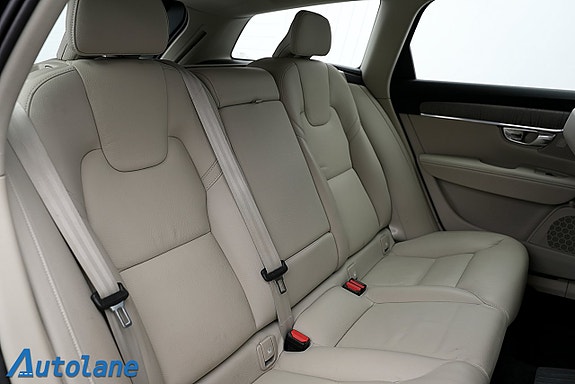 Volvo V90 23 of 30