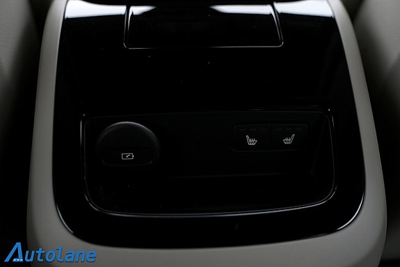 Volvo V90 26 of 30