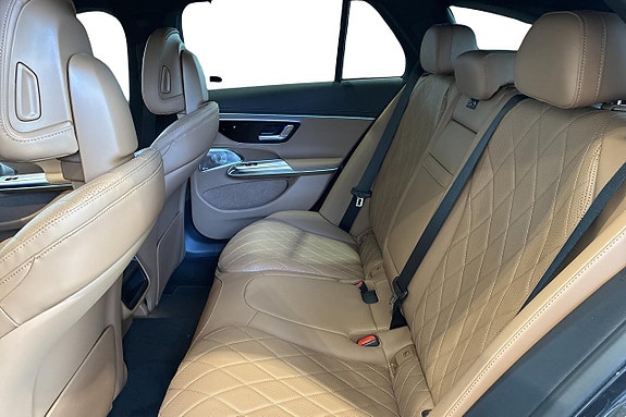 Mercedes-Benz E300 de 10 of 13