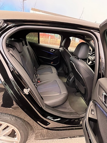 BMW 118i 10 of 10