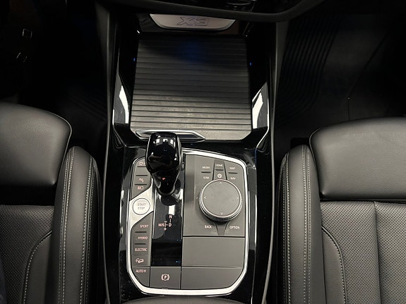 BMW X3 18 of 18