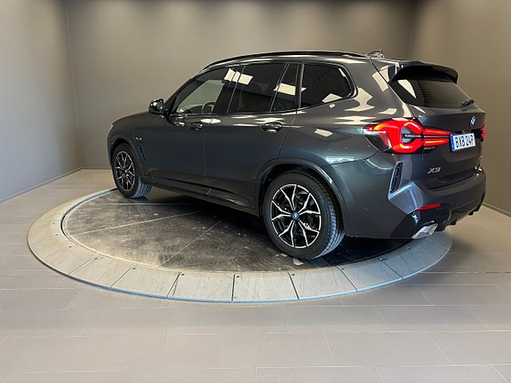 BMW X3 3 of 18