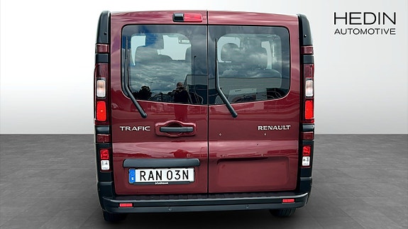Renault Trafic 7 of 12