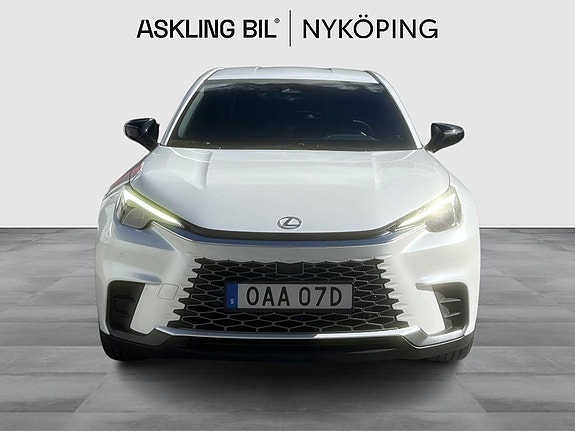 Lexus LBX 5 of 5