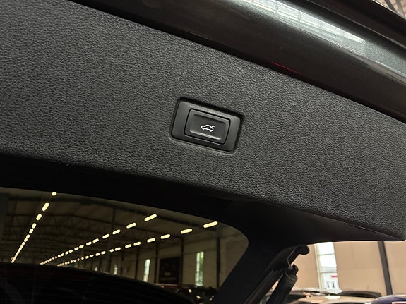 Audi Q8 20 of 27