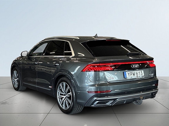 Audi Q8 5 of 5
