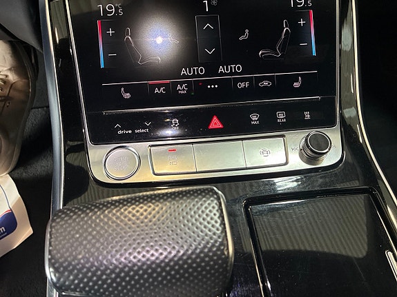 Audi Q8 24 of 27