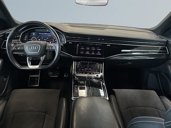 Audi Q8 8 of 27