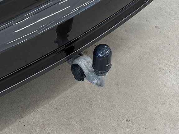 Volvo XC90 15 of 27