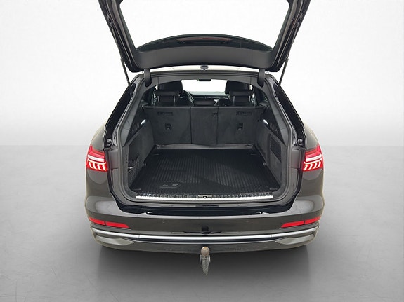 Audi A6 9 of 30