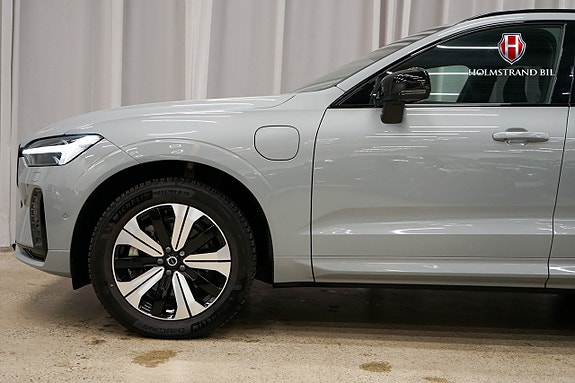Volvo XC60 8 of 29