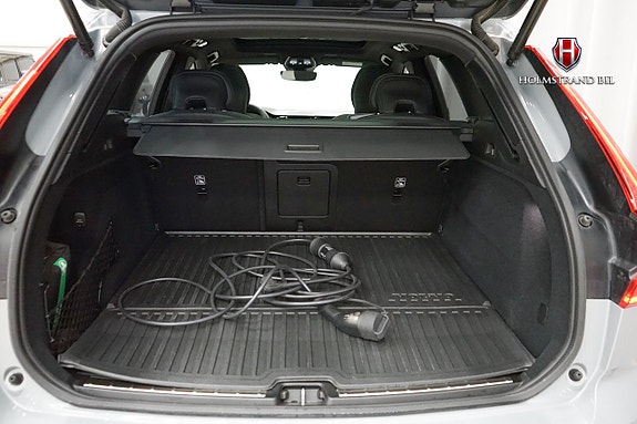 Volvo XC60 27 of 29