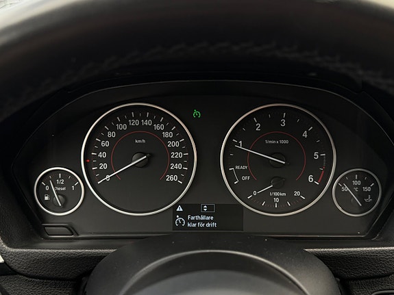 BMW 318d 17 of 30