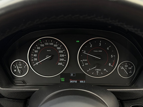 BMW 318d 18 of 30