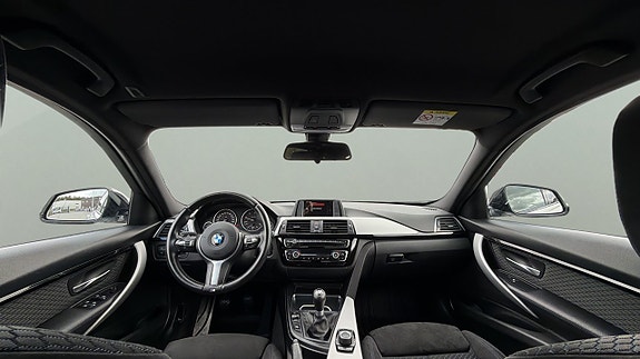 BMW 318d 10 of 30