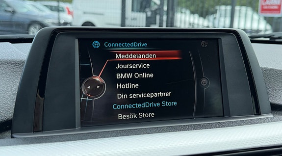 BMW 318d 23 of 30