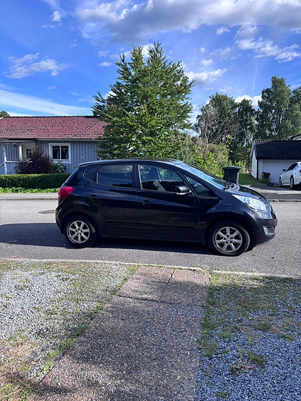 Kia Venga 3 of 5