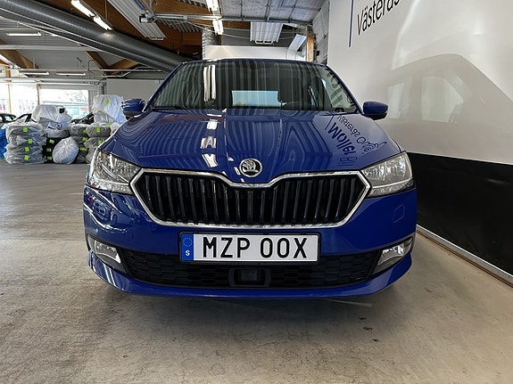 Skoda Fabia 2 of 5