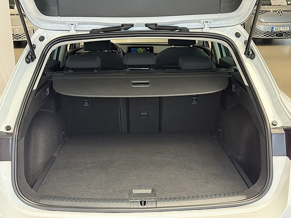 Seat Leon 9 of 19