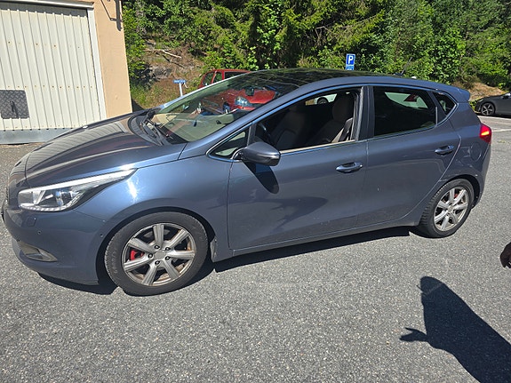 Kia Ceed 3 of 16