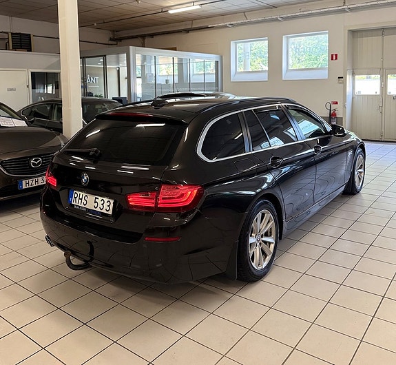 BMW 520d 5 of 17