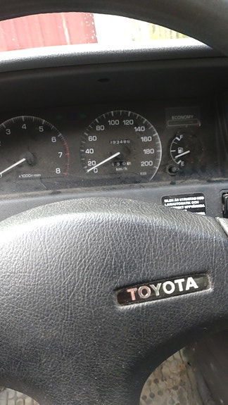 Toyota Corolla 4 of 5