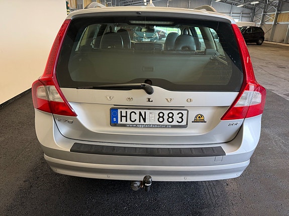 Volvo V70 5 of 5