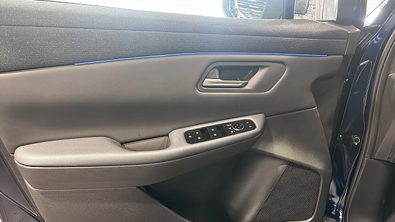 Nissan Leaf 11 of 13