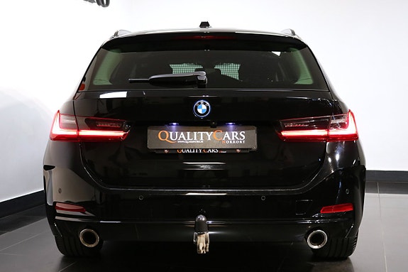 BMW 330e 6 of 27