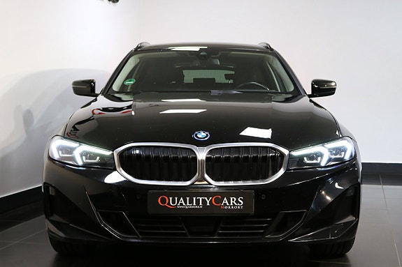 BMW 330e 5 of 5