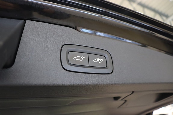 Volvo V60 7 of 29