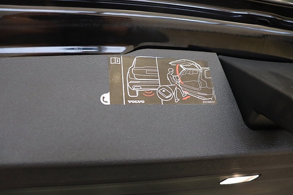 Volvo V60 8 of 29
