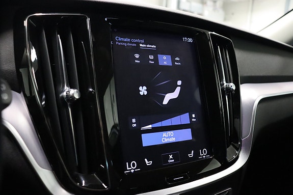 Volvo V60 19 of 29