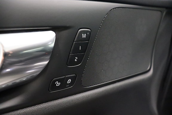 Volvo V60 27 of 29