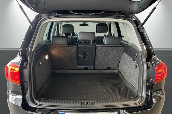 Volkswagen Tiguan 17 of 25