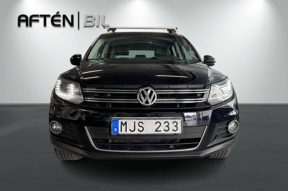 Volkswagen Tiguan 3 of 25