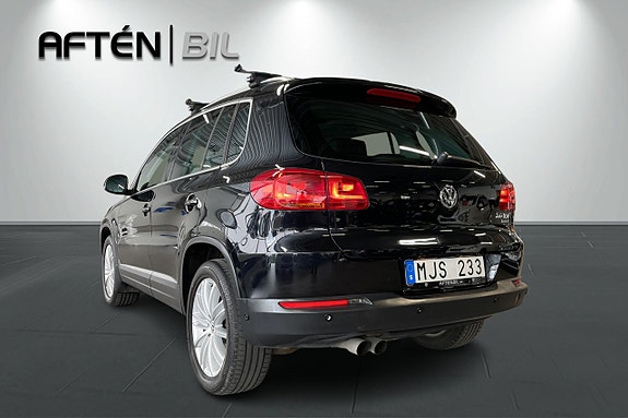 Volkswagen Tiguan 8 of 25
