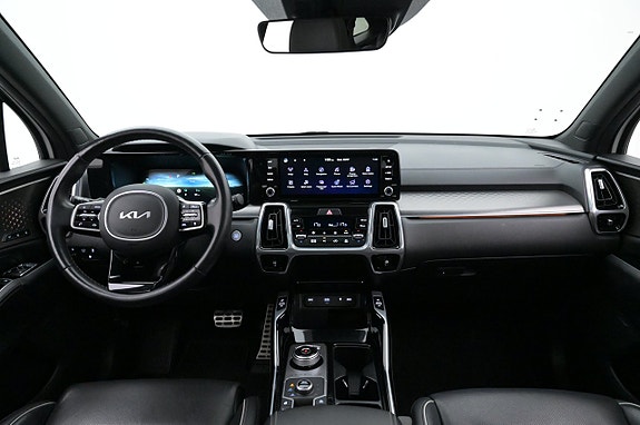 Kia Sorento 6 of 27