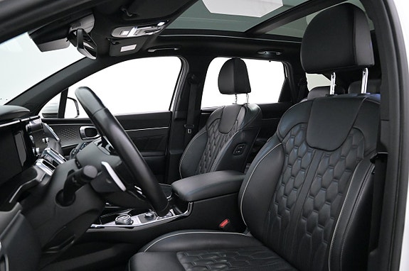 Kia Sorento 9 of 27