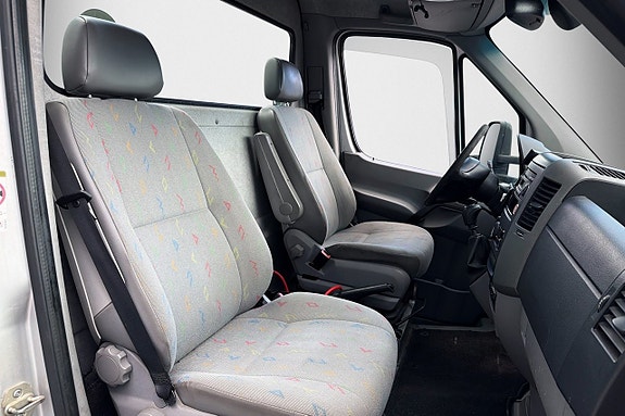 Volkswagen Crafter 13 of 13