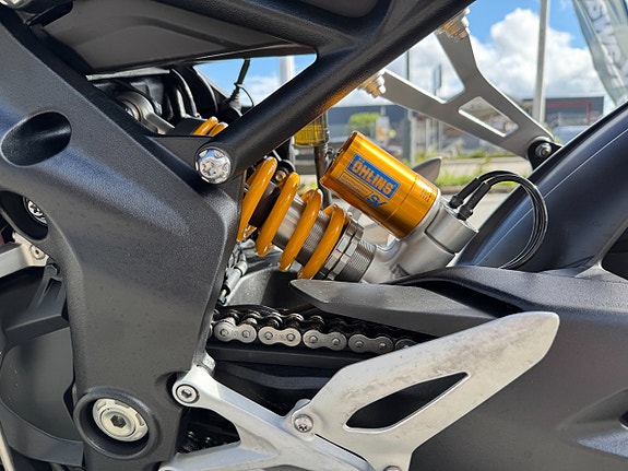 Triumph Speed Triple 1200 RX 5 of 8