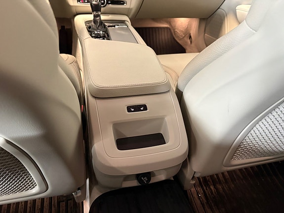 Volvo V90 Cross Country 22 of 25