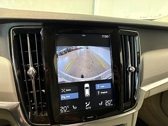 Volvo V90 Cross Country 15 of 25