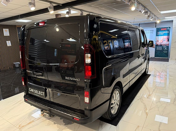 Renault Trafic 7 of 25