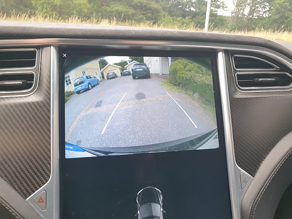 Tesla Model S 10 of 30
