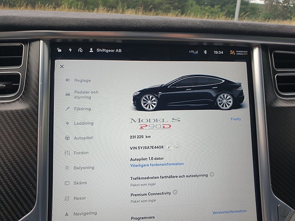 Tesla Model S 17 of 30