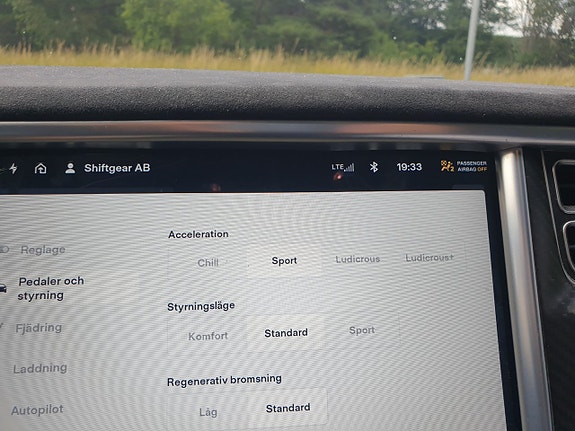 Tesla Model S 12 of 30