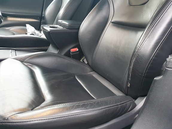 Tesla Model S 8 of 30