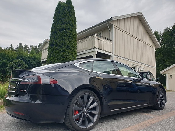 Tesla Model S 5 of 30