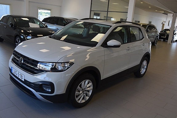 Volkswagen T-Cross 3 of 5
